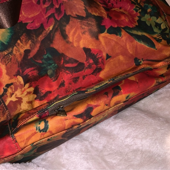 Patricia Nash hand bag - Picture 6 of 7